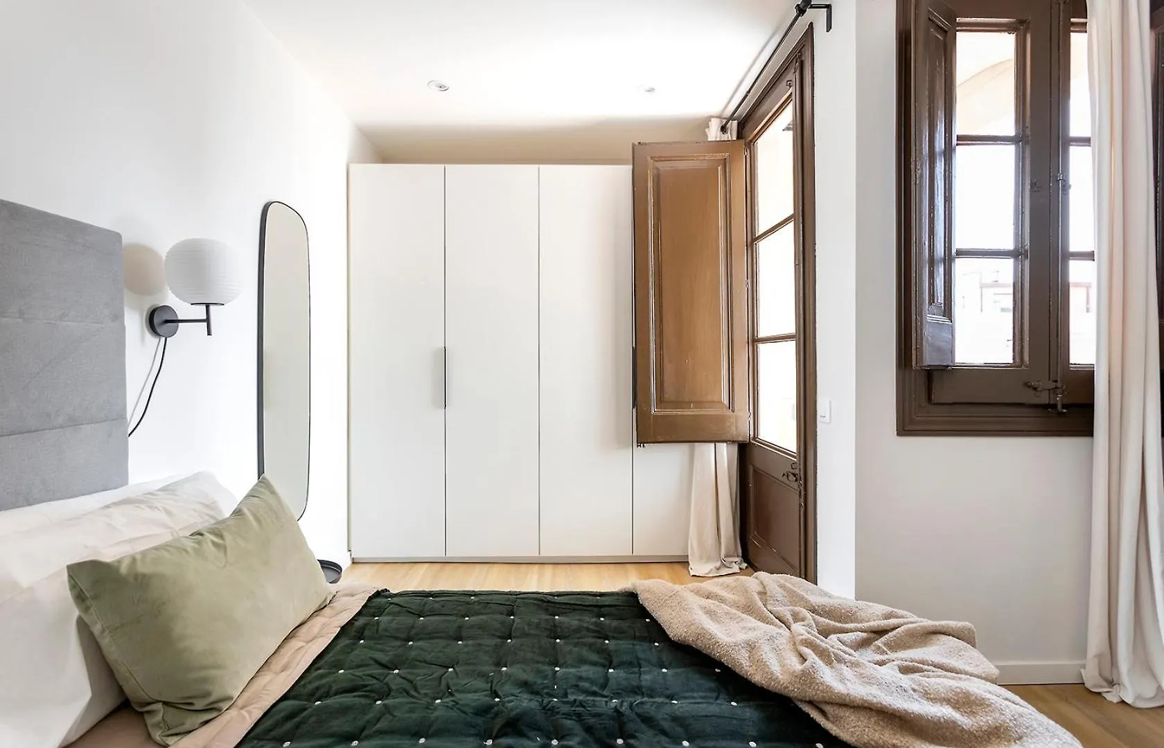 Serra House Premium Apartments Barcelona 0*,  Hiszpania